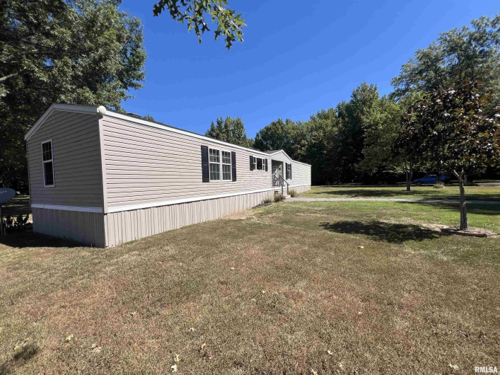 9549 Johns Lane, Marion, Illinois 62959, 3 Bedrooms Bedrooms, 0 ,0,Manufactured In Park,For Sale,Johns,0,RMAEB459654