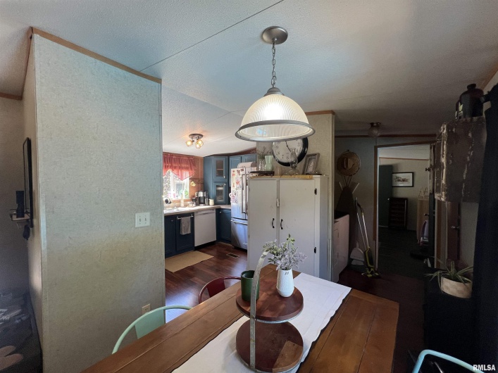 9549 Johns Lane, Marion, Illinois 62959, 3 Bedrooms Bedrooms, 0 ,0,Manufactured In Park,For Sale,Johns,0,RMAEB459654