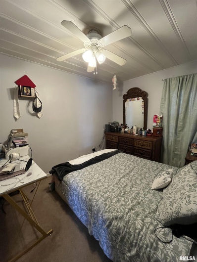 421 21ST Street, Herrin, Illinois 62948, 2 Bedrooms Bedrooms, 0 ,1 BathroomBathrooms,Residential,For Sale,21ST,0,RMAQC4267192