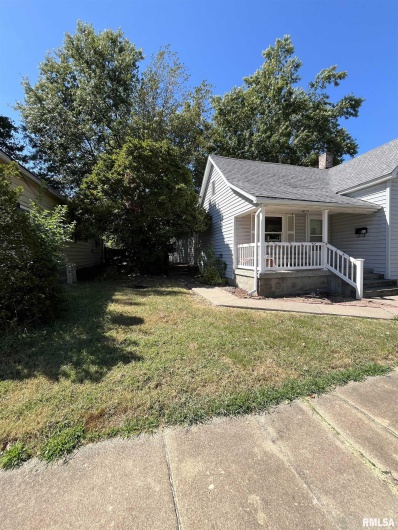 421 21ST Street, Herrin, Illinois 62948, 2 Bedrooms Bedrooms, 0 ,1 BathroomBathrooms,Residential,For Sale,21ST,0,RMAQC4267192