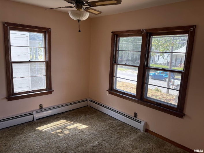 604 20TH Street, Murphysboro, Illinois 62966, 4 Bedrooms Bedrooms, 0 ,1 BathroomBathrooms,Residential,For Sale,20TH,0,RMAEB459657