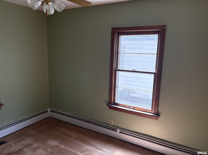 604 20TH Street, Murphysboro, Illinois 62966, 4 Bedrooms Bedrooms, 0 ,1 BathroomBathrooms,Residential,For Sale,20TH,0,RMAEB459657