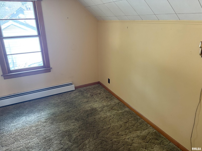 604 20TH Street, Murphysboro, Illinois 62966, 4 Bedrooms Bedrooms, 0 ,1 BathroomBathrooms,Residential,For Sale,20TH,0,RMAEB459657