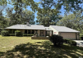 2381 LOGAN Street, Murphysboro, Illinois 62966, 4 Bedrooms Bedrooms, 0 ,3 BathroomsBathrooms,Residential,For Sale,LOGAN,0,RMAEB459660