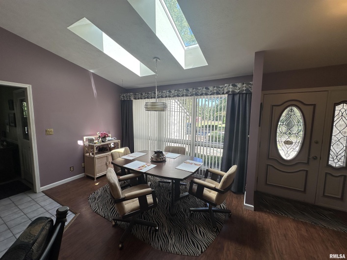 2381 LOGAN Street, Murphysboro, Illinois 62966, 4 Bedrooms Bedrooms, 0 ,3 BathroomsBathrooms,Residential,For Sale,LOGAN,0,RMAEB459660