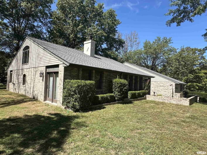 2381 LOGAN Street, Murphysboro, Illinois 62966, 4 Bedrooms Bedrooms, 0 ,3 BathroomsBathrooms,Residential,For Sale,LOGAN,0,RMAEB459660