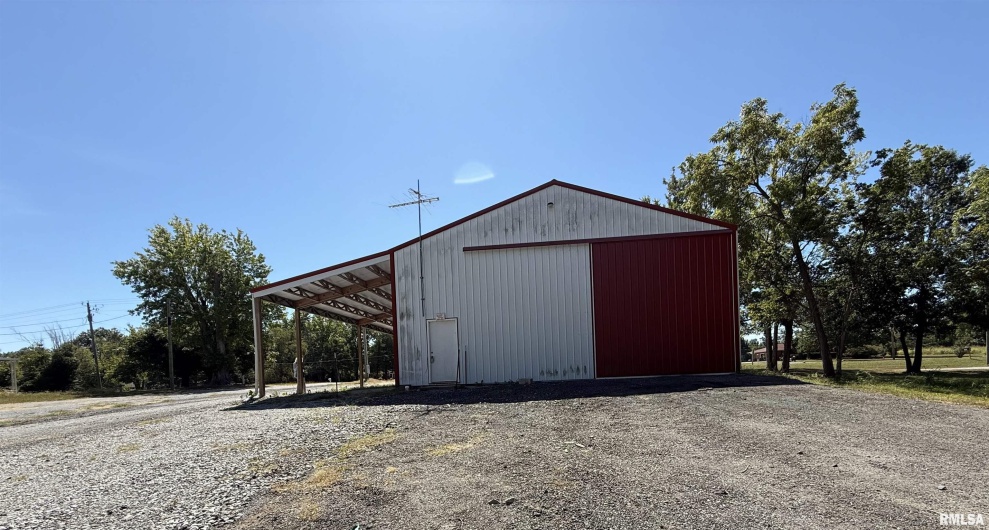 4610 US Hwy 45 Highway, Harrisburg, Illinois 62946, 0 , 0 ,0,Residential,For Sale,US Hwy 45,0,RMAEB459668