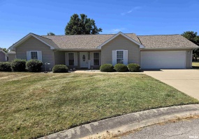 108 CHASE Lane, Marion, Illinois 62959, 3 Bedrooms Bedrooms, 0 ,2 BathroomsBathrooms,Residential,For Sale,CHASE,0,RMAQC4267225