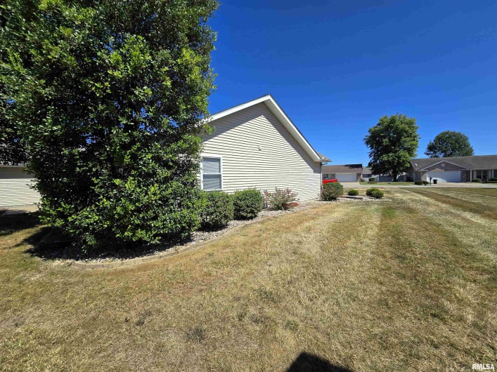108 CHASE Lane, Marion, Illinois 62959, 3 Bedrooms Bedrooms, 0 ,2 BathroomsBathrooms,Residential,For Sale,CHASE,0,RMAQC4267225