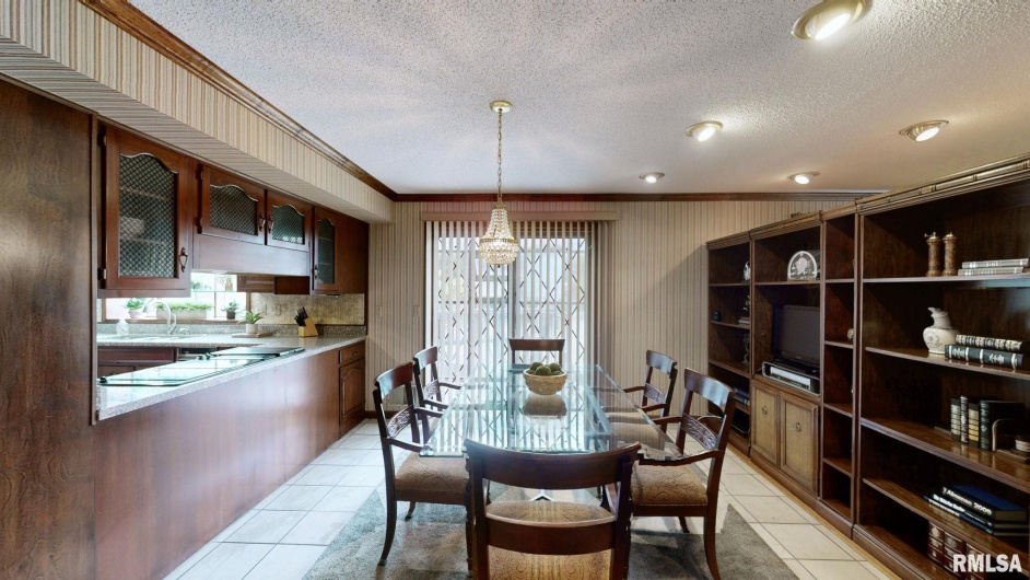 5082 POPLAR Lane, Metropolis, Illinois 62960, 5 Bedrooms Bedrooms, 0 ,4 BathroomsBathrooms,Residential,For Sale,POPLAR,0,RMAEB459669