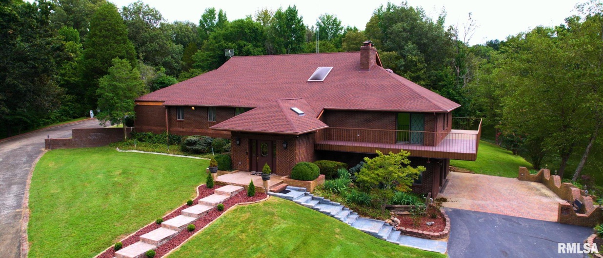 5082 POPLAR Lane, Metropolis, Illinois 62960, 5 Bedrooms Bedrooms, 0 ,4 BathroomsBathrooms,Residential,For Sale,POPLAR,0,RMAEB459669