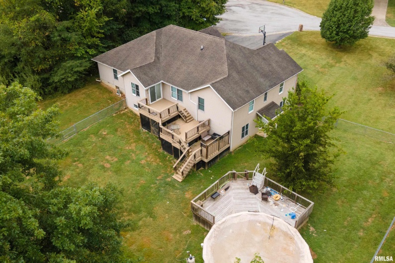 186 Bonnie Brae Road, Carbondale, Illinois 62901, 4 Bedrooms Bedrooms, 0 ,3 BathroomsBathrooms,Residential,For Sale,Bonnie Brae,0,RMAEB459672
