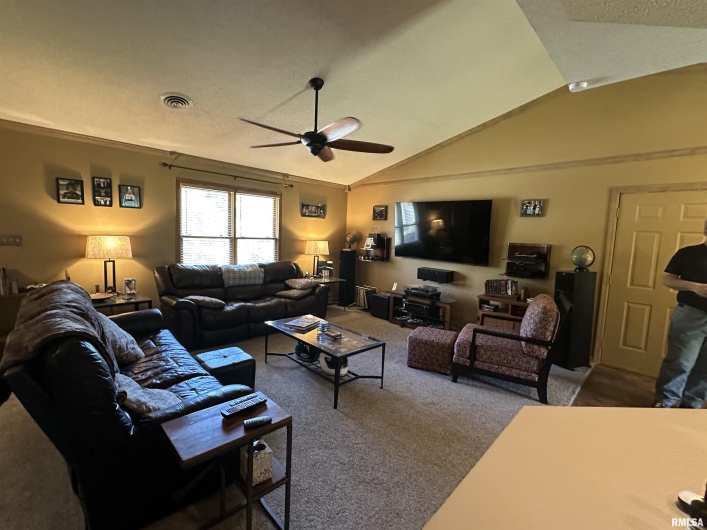 2435 WALNUT Street, Murphysboro, Illinois 62966, 3 Bedrooms Bedrooms, 0 ,2 BathroomsBathrooms,Residential,For Sale,WALNUT,0,RMAEB459677