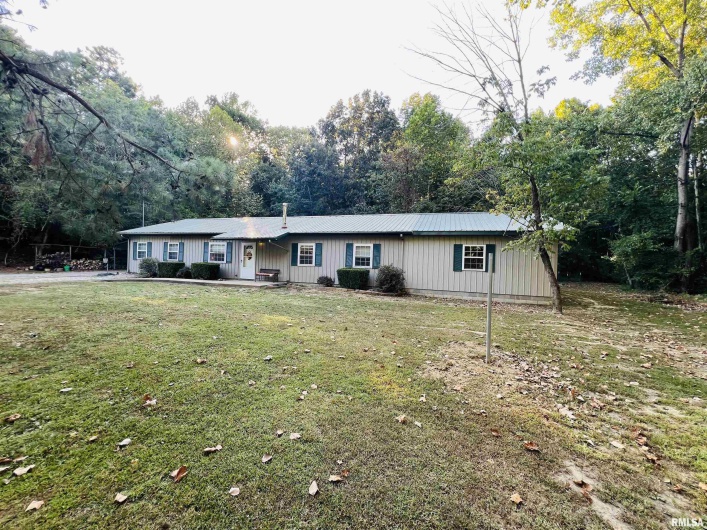 25001 Old Salt Trail, Stonefort, Illinois 62987, 5 Bedrooms Bedrooms, 0 ,2 BathroomsBathrooms,Residential,For Sale,Old Salt,0,RMAEB459680