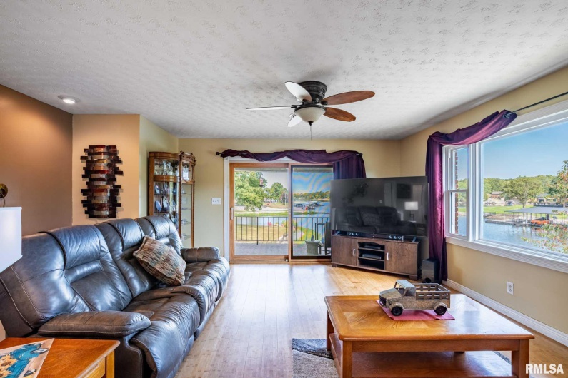 622 Dongola Court, Creal Springs, Illinois 62922, 5 Bedrooms Bedrooms, 0 ,3 BathroomsBathrooms,Residential,For Sale,Dongola,0,RMAQC4267233