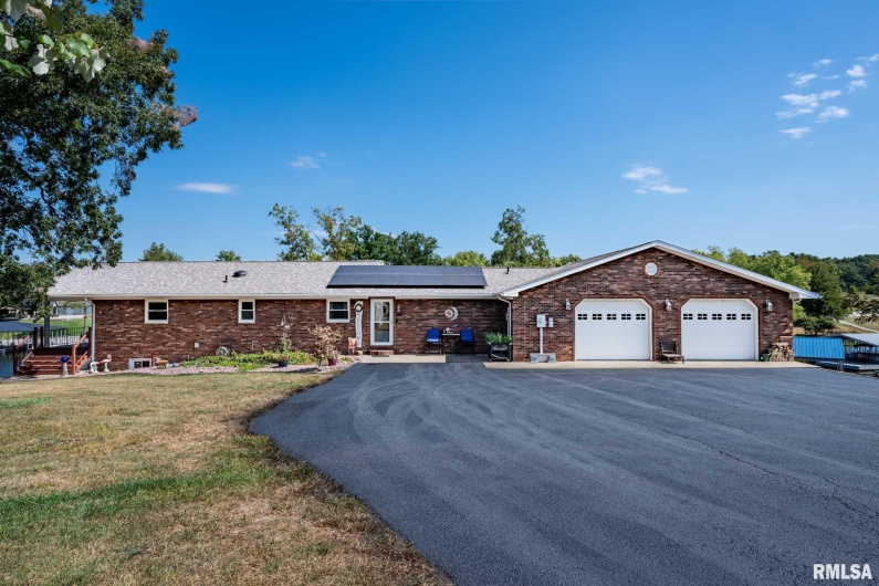 622 Dongola Court, Creal Springs, Illinois 62922, 5 Bedrooms Bedrooms, 0 ,3 BathroomsBathrooms,Residential,For Sale,Dongola,0,RMAQC4267233