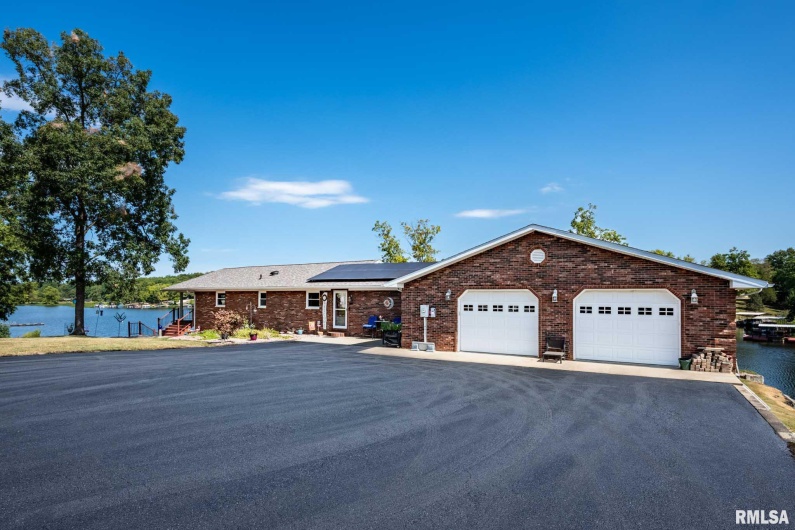 622 Dongola Court, Creal Springs, Illinois 62922, 5 Bedrooms Bedrooms, 0 ,3 BathroomsBathrooms,Residential,For Sale,Dongola,0,RMAQC4267233