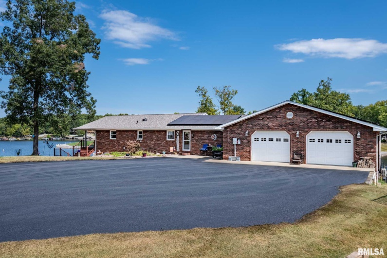 622 Dongola Court, Creal Springs, Illinois 62922, 5 Bedrooms Bedrooms, 0 ,3 BathroomsBathrooms,Residential,For Sale,Dongola,0,RMAQC4267233