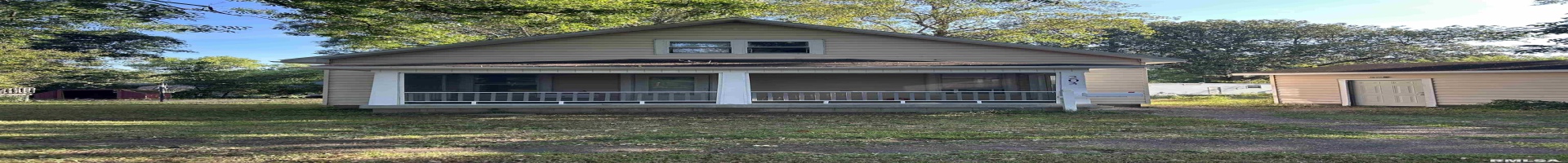 Residential For Sale 203 12TH Street, Metropolis, Illinois 62960, 3 Bedrooms Bedrooms, 0 ,1 BathroomBathrooms,Residential,For Sale,12TH,0,RMAEB459683
