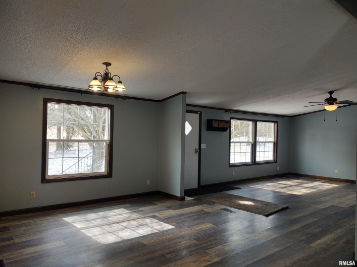 85 Bethlehem Church Lane, Vienna, Illinois 62995, 4 Bedrooms Bedrooms, 0 ,3 BathroomsBathrooms,Residential,For Sale,Bethlehem Church,0,RMAEB456825