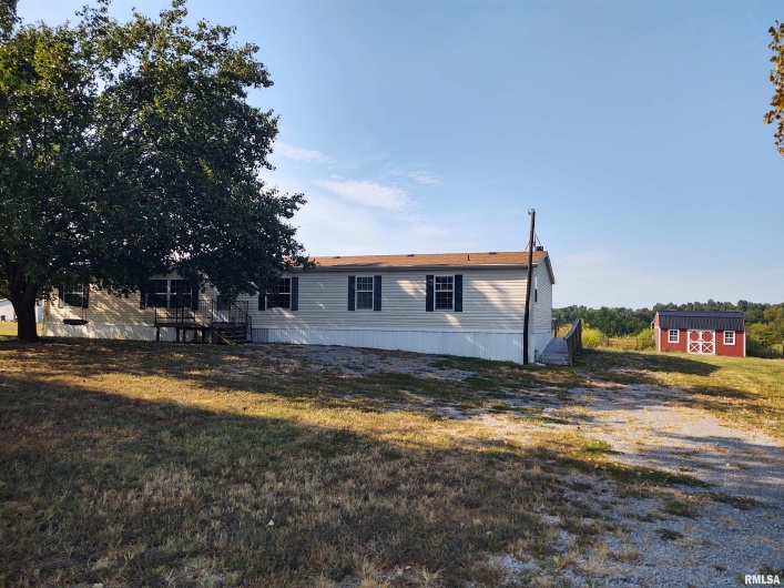 85 Bethlehem Church Lane, Vienna, Illinois 62995, 4 Bedrooms Bedrooms, 0 ,3 BathroomsBathrooms,Residential,For Sale,Bethlehem Church,0,RMAEB456825
