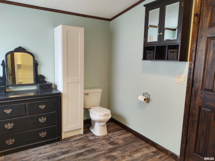 85 Bethlehem Church Lane, Vienna, Illinois 62995, 4 Bedrooms Bedrooms, 0 ,3 BathroomsBathrooms,Residential,For Sale,Bethlehem Church,0,RMAEB456825