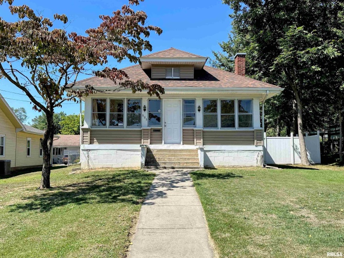 605 MAIN Street, Anna, Illinois 62906, 3 Bedrooms Bedrooms, 0 ,2 BathroomsBathrooms,Residential,For Sale,MAIN,0,RMAEB459692