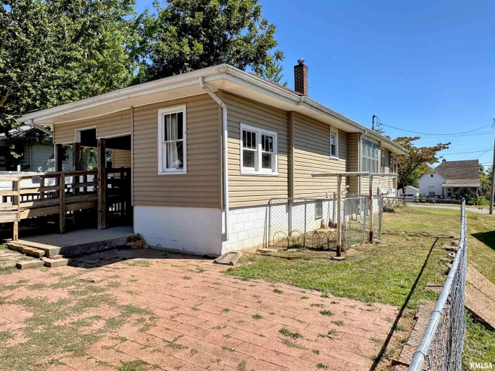 605 MAIN Street, Anna, Illinois 62906, 3 Bedrooms Bedrooms, 0 ,2 BathroomsBathrooms,Residential,For Sale,MAIN,0,RMAEB459692