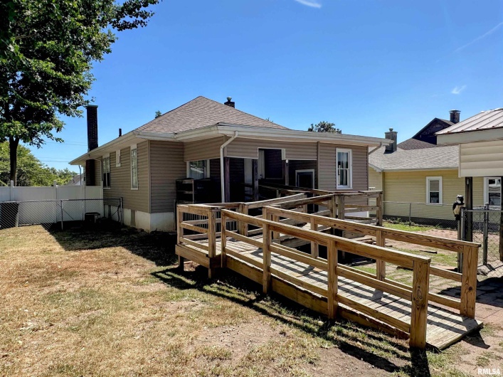 605 MAIN Street, Anna, Illinois 62906, 3 Bedrooms Bedrooms, 0 ,2 BathroomsBathrooms,Residential,For Sale,MAIN,0,RMAEB459692