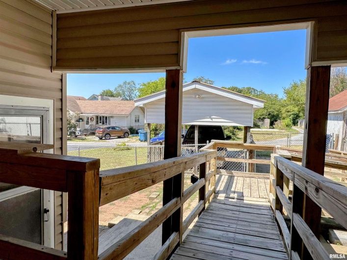 605 MAIN Street, Anna, Illinois 62906, 3 Bedrooms Bedrooms, 0 ,2 BathroomsBathrooms,Residential,For Sale,MAIN,0,RMAEB459692