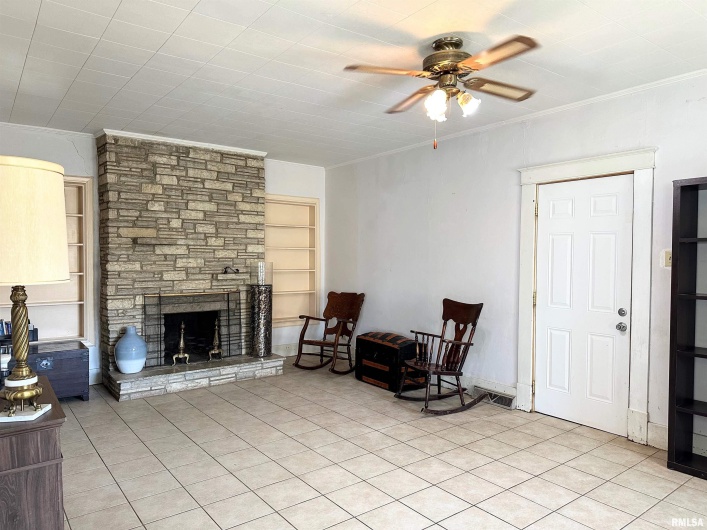 605 MAIN Street, Anna, Illinois 62906, 3 Bedrooms Bedrooms, 0 ,2 BathroomsBathrooms,Residential,For Sale,MAIN,0,RMAEB459692