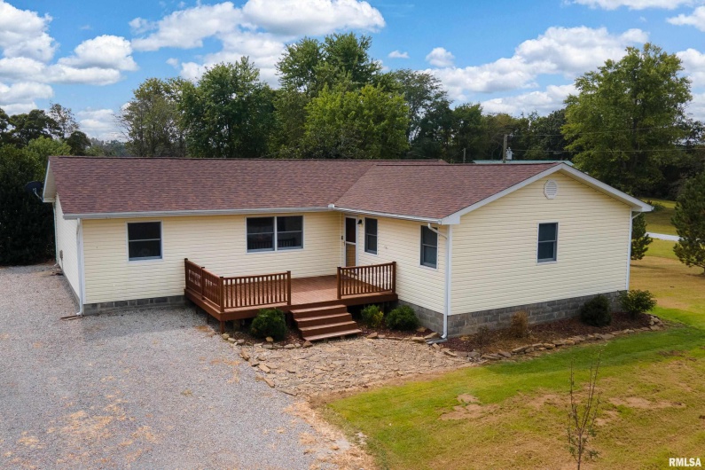 3700 State Route 147, Vienna, Illinois 62995, 3 Bedrooms Bedrooms, 0 ,3 BathroomsBathrooms,Residential,For Sale,State Route 147,0,RMAEB459686