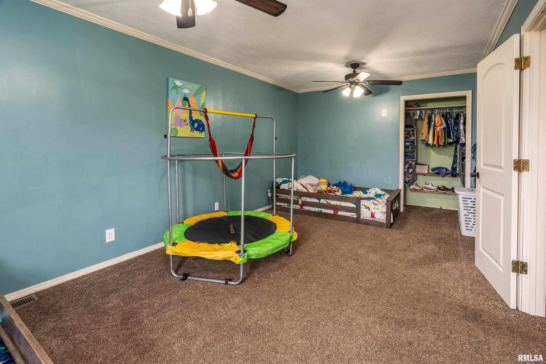 3700 State Route 147, Vienna, Illinois 62995, 3 Bedrooms Bedrooms, 0 ,3 BathroomsBathrooms,Residential,For Sale,State Route 147,0,RMAEB459686