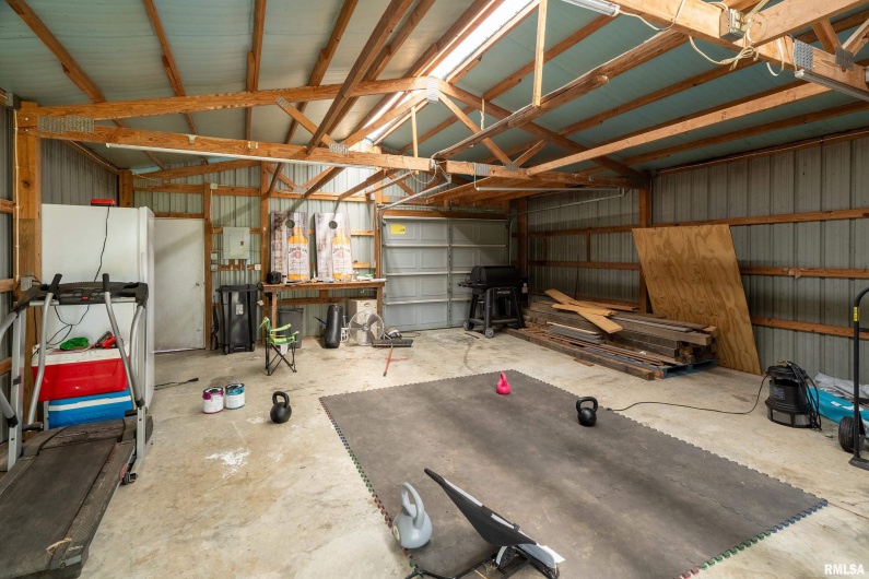 3700 State Route 147, Vienna, Illinois 62995, 3 Bedrooms Bedrooms, 0 ,3 BathroomsBathrooms,Residential,For Sale,State Route 147,0,RMAEB459686