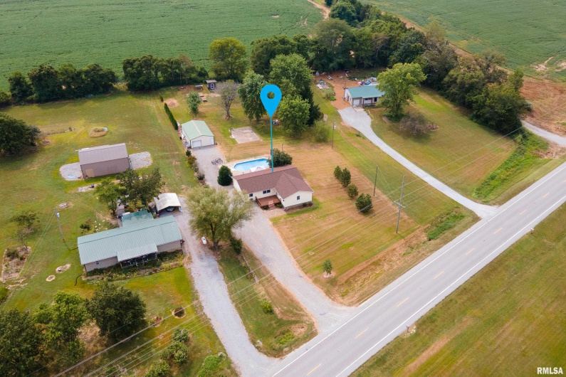 3700 State Route 147, Vienna, Illinois 62995, 3 Bedrooms Bedrooms, 0 ,3 BathroomsBathrooms,Residential,For Sale,State Route 147,0,RMAEB459686