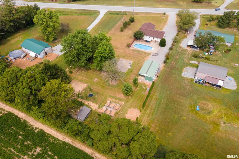 3700 State Route 147, Vienna, Illinois 62995, 3 Bedrooms Bedrooms, 0 ,3 BathroomsBathrooms,Residential,For Sale,State Route 147,0,RMAEB459686