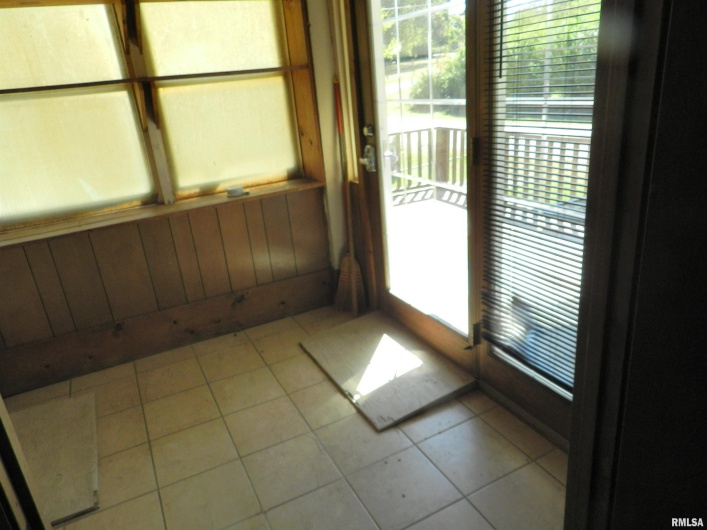 316 WILLIAMS Street, Rosiclare, Illinois 62982, 3 Bedrooms Bedrooms, 0 ,2 BathroomsBathrooms,Residential,For Sale,WILLIAMS,0,RMAEB459689