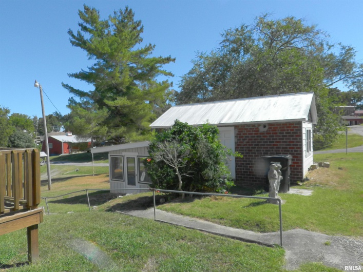 316 WILLIAMS Street, Rosiclare, Illinois 62982, 3 Bedrooms Bedrooms, 0 ,2 BathroomsBathrooms,Residential,For Sale,WILLIAMS,0,RMAEB459689