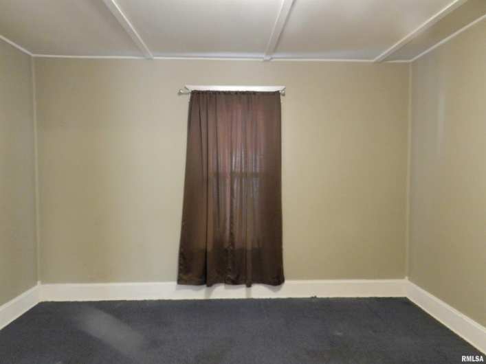 316 WILLIAMS Street, Rosiclare, Illinois 62982, 3 Bedrooms Bedrooms, 0 ,2 BathroomsBathrooms,Residential,For Sale,WILLIAMS,0,RMAEB459689