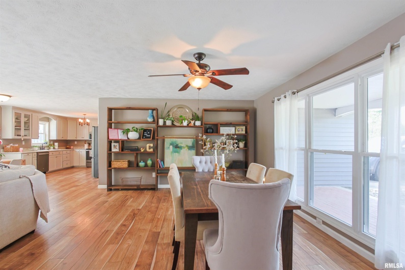 345 Lovers Lane, Harrisburg, Illinois 62946, 3 Bedrooms Bedrooms, 0 ,2 BathroomsBathrooms,Residential,For Sale,Lovers,0,RMAEB459693