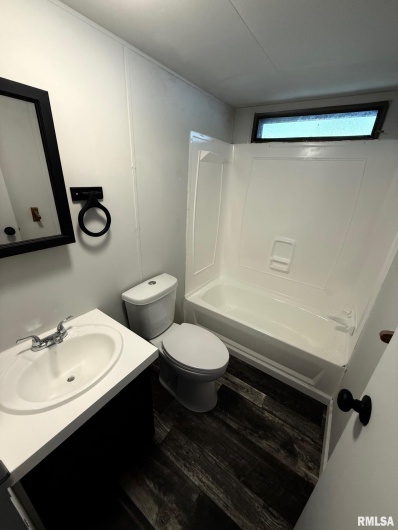 73 Grassy Meadow, Carbondale, Illinois 62901, 2 Bedrooms Bedrooms, 0 ,2 BathroomsBathrooms,Residential,For Sale,Grassy Meadow,0,RMAQC4267277