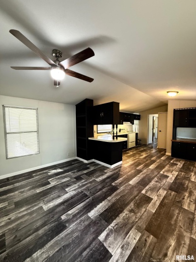 73 Grassy Meadow, Carbondale, Illinois 62901, 2 Bedrooms Bedrooms, 0 ,2 BathroomsBathrooms,Residential,For Sale,Grassy Meadow,0,RMAQC4267277