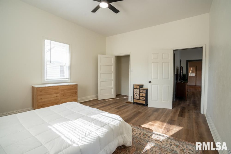 721 16TH Street, Herrin, Illinois 62948, 2 Bedrooms Bedrooms, 0 ,1 BathroomBathrooms,Residential,For Sale,16TH,0,RMAQC4267280