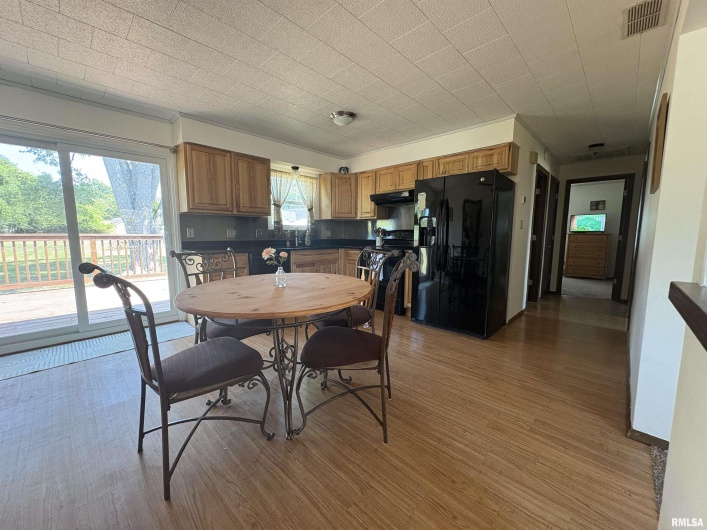 100 35TH Street, Herrin, Illinois 62948, 3 Bedrooms Bedrooms, 0 ,1 BathroomBathrooms,Residential,For Sale,35TH,0,RMAEB459698