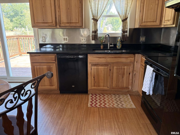 100 35TH Street, Herrin, Illinois 62948, 3 Bedrooms Bedrooms, 0 ,1 BathroomBathrooms,Residential,For Sale,35TH,0,RMAEB459698