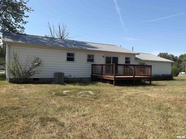 100 35TH Street, Herrin, Illinois 62948, 3 Bedrooms Bedrooms, 0 ,1 BathroomBathrooms,Residential,For Sale,35TH,0,RMAEB459698
