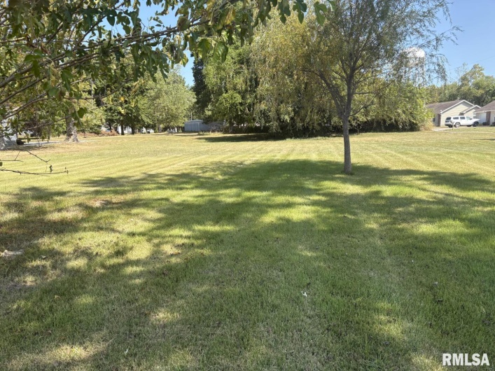 100 35TH Street, Herrin, Illinois 62948, 3 Bedrooms Bedrooms, 0 ,1 BathroomBathrooms,Residential,For Sale,35TH,0,RMAEB459698