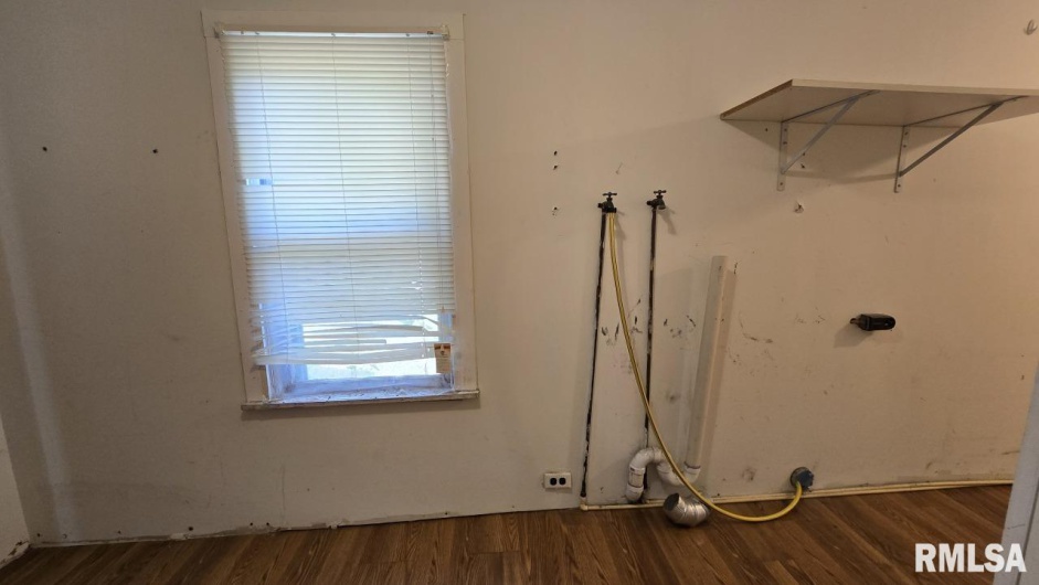 650 Old Route 146 Loop, Vienna, Illinois 62995, 3 Bedrooms Bedrooms, 0 ,1 BathroomBathrooms,Residential,For Sale,Old Route 146,0,RMAEB459706