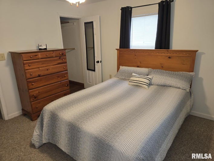 505 2ND Street, Marion, Illinois 62959, 2 Bedrooms Bedrooms, 0 ,1 BathroomBathrooms,Residential,For Sale,2ND,0,RMAEB459710