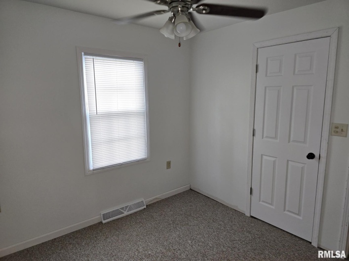 505 2ND Street, Marion, Illinois 62959, 2 Bedrooms Bedrooms, 0 ,1 BathroomBathrooms,Residential,For Sale,2ND,0,RMAEB459710